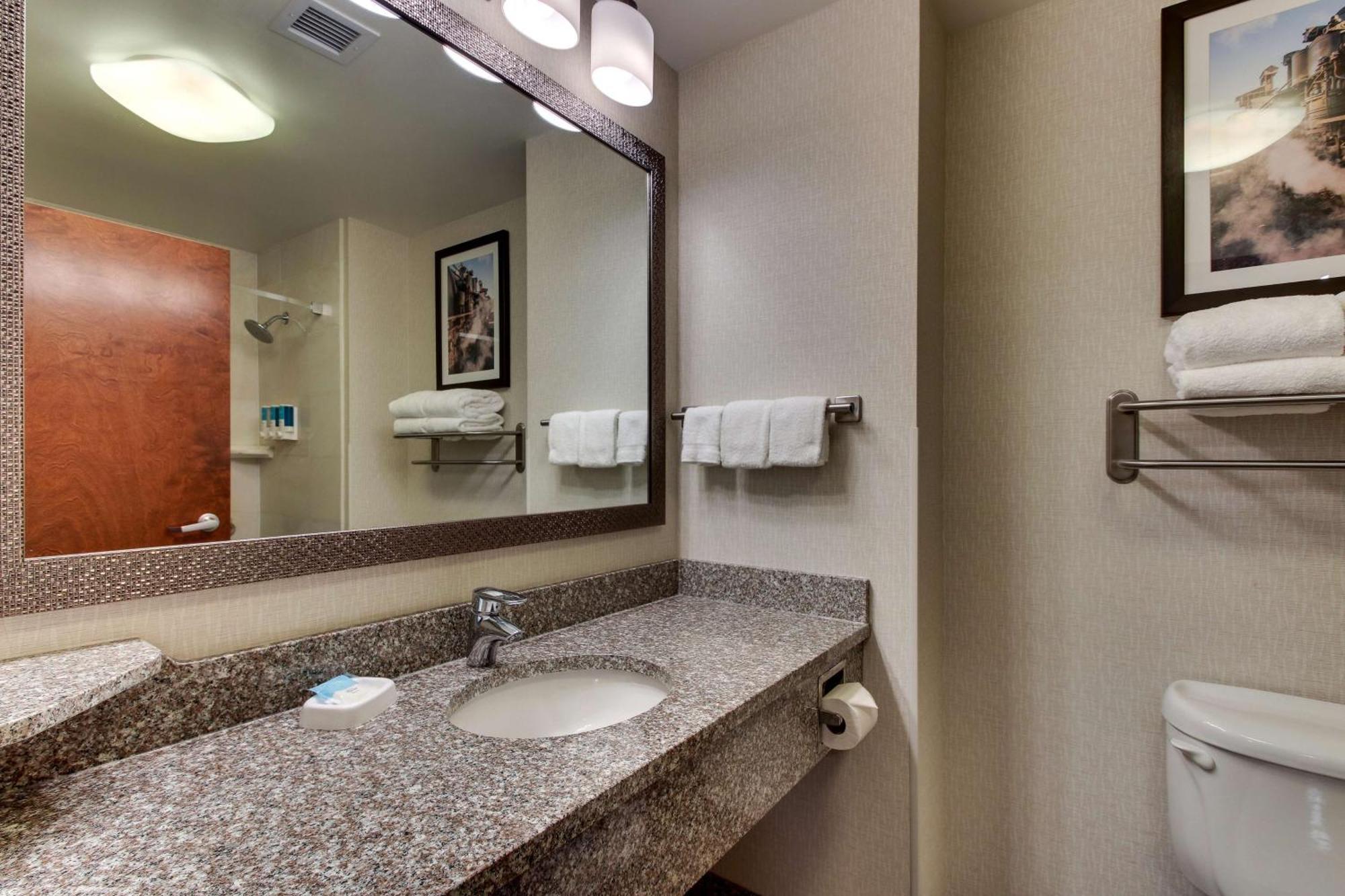 Drury Inn & Suites Meridian Exteriér fotografie